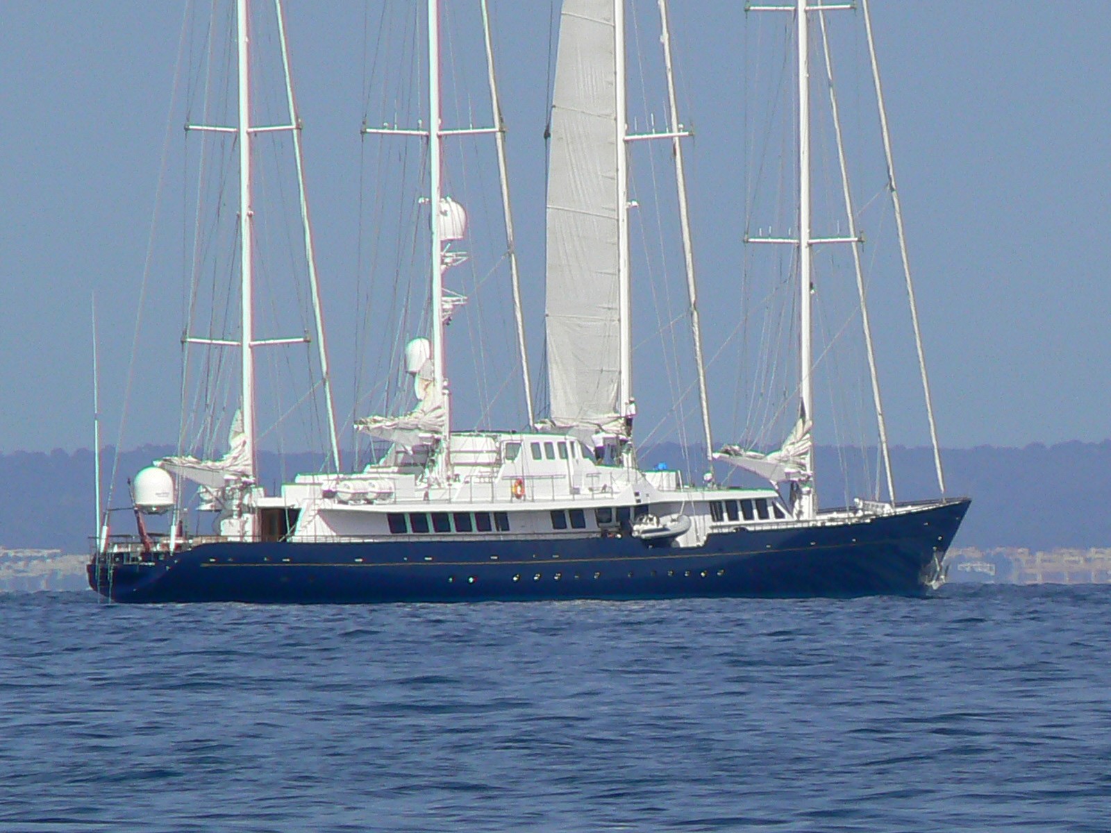 Yacht ENIGMA, Toulon Naval Arsenal DCAN CHARTERWORLD Luxury